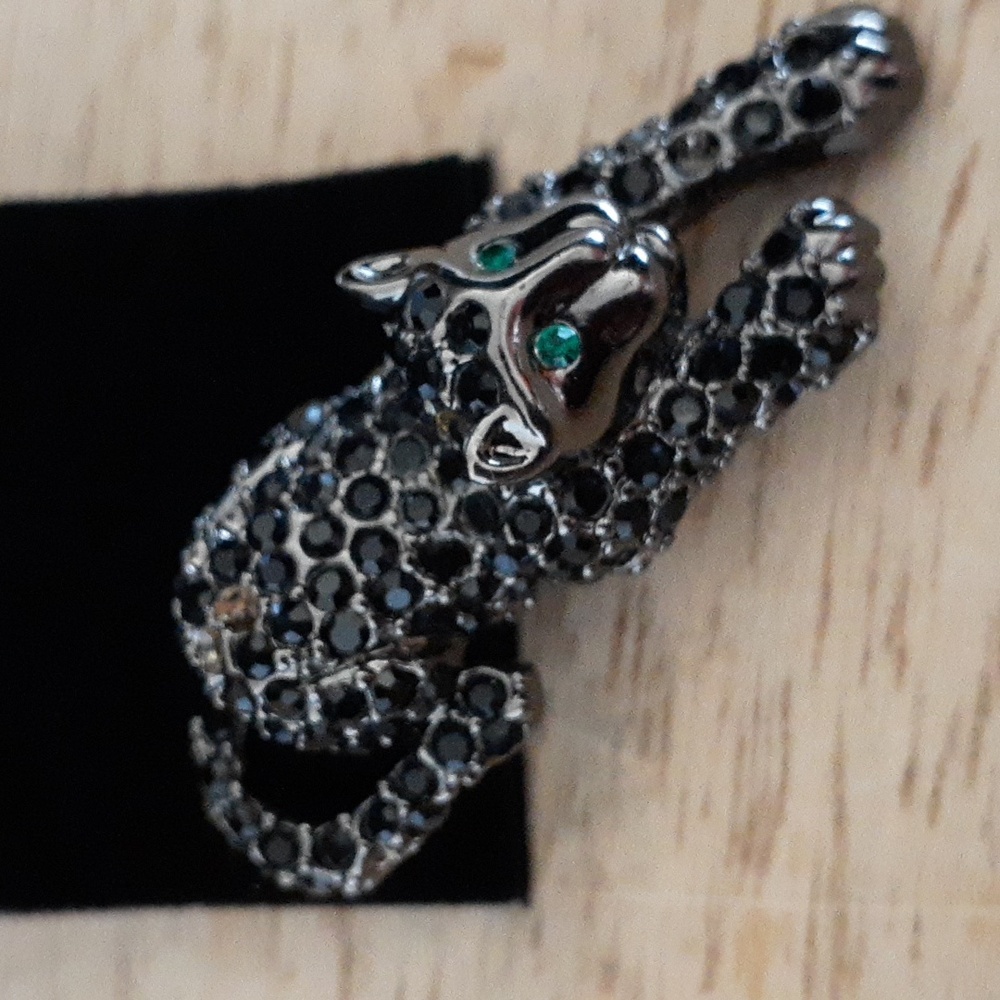 Imperfect Monet Stamped Crystal Panther Brooch RR100